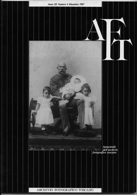 Copertina rivista n. 06 - uomo con tre piccoli bambini