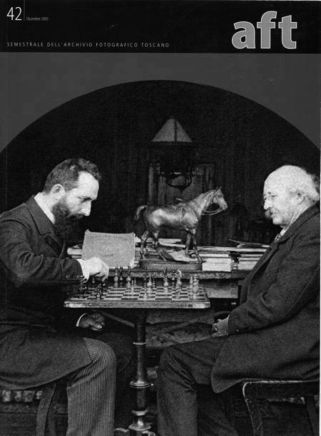 Copertina rivista n. 42 - due uomini che giocano a scacchi