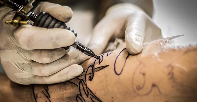 Tatuaggio e piercing