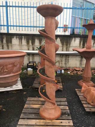 Foto a colori opera Orto Verticale Spirale