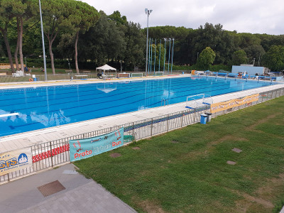 immagine piscina via roma